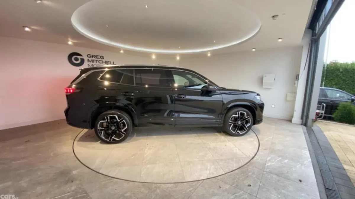 Volkswagen Tayron SUV, Petrol Hybrid, 2025, Black
