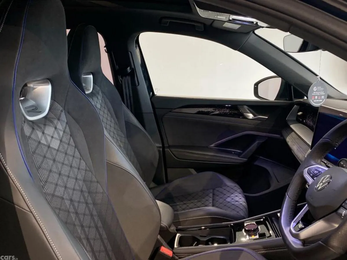 Volkswagen Tayron SUV, Petrol Hybrid, 2025, Black