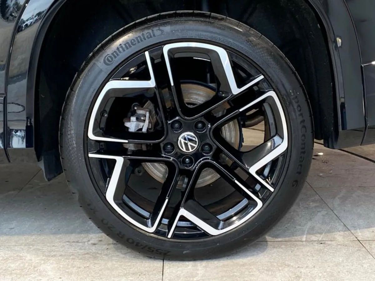 Volkswagen Tayron SUV, Petrol Hybrid, 2025, Black
