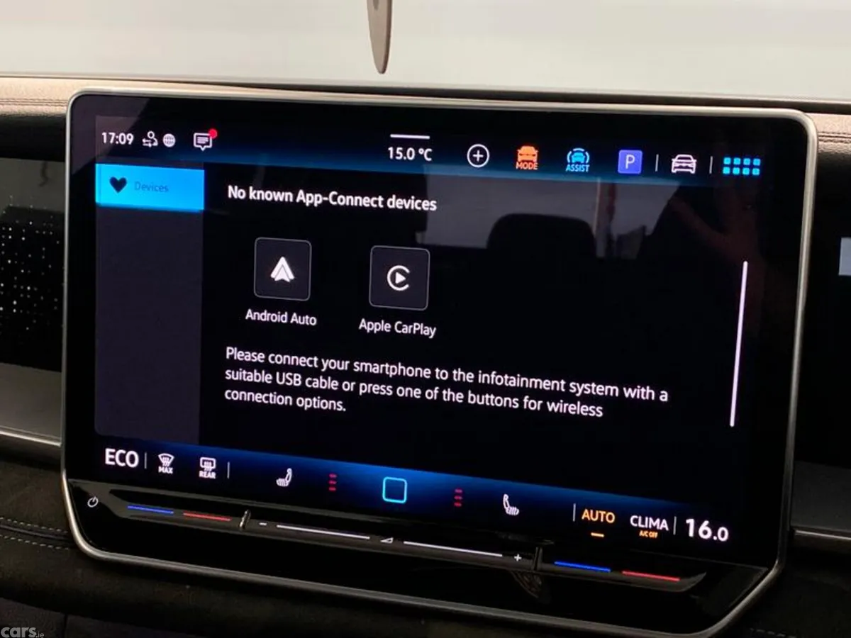 Volkswagen Tayron SUV, Petrol Hybrid, 2025, Black