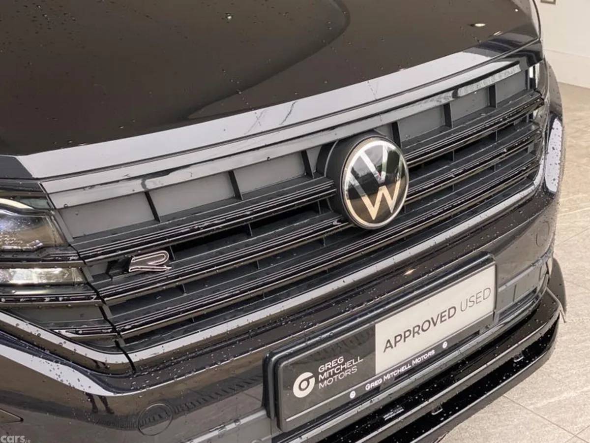 Volkswagen Touareg SUV, Diesel, 2022, Black