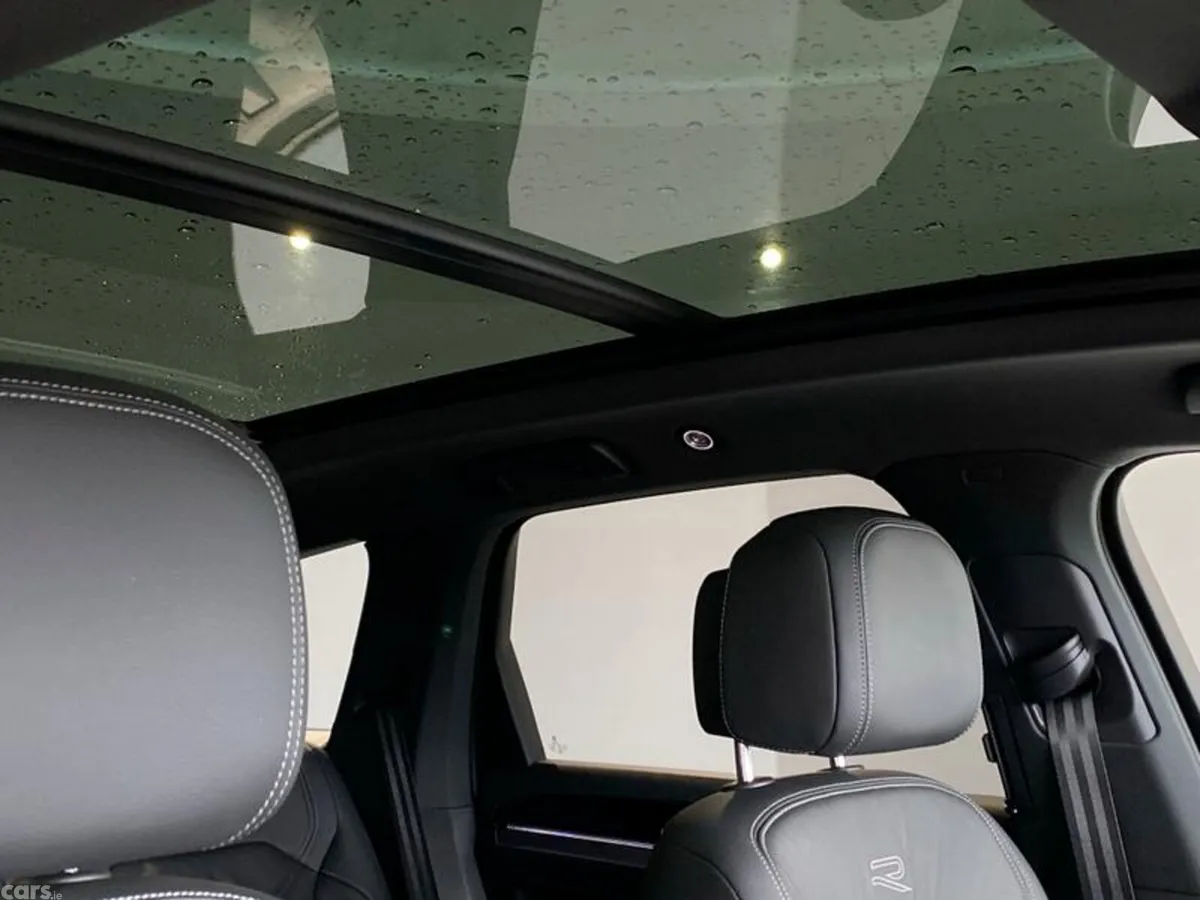 Volkswagen Touareg SUV, Diesel, 2022, Black
