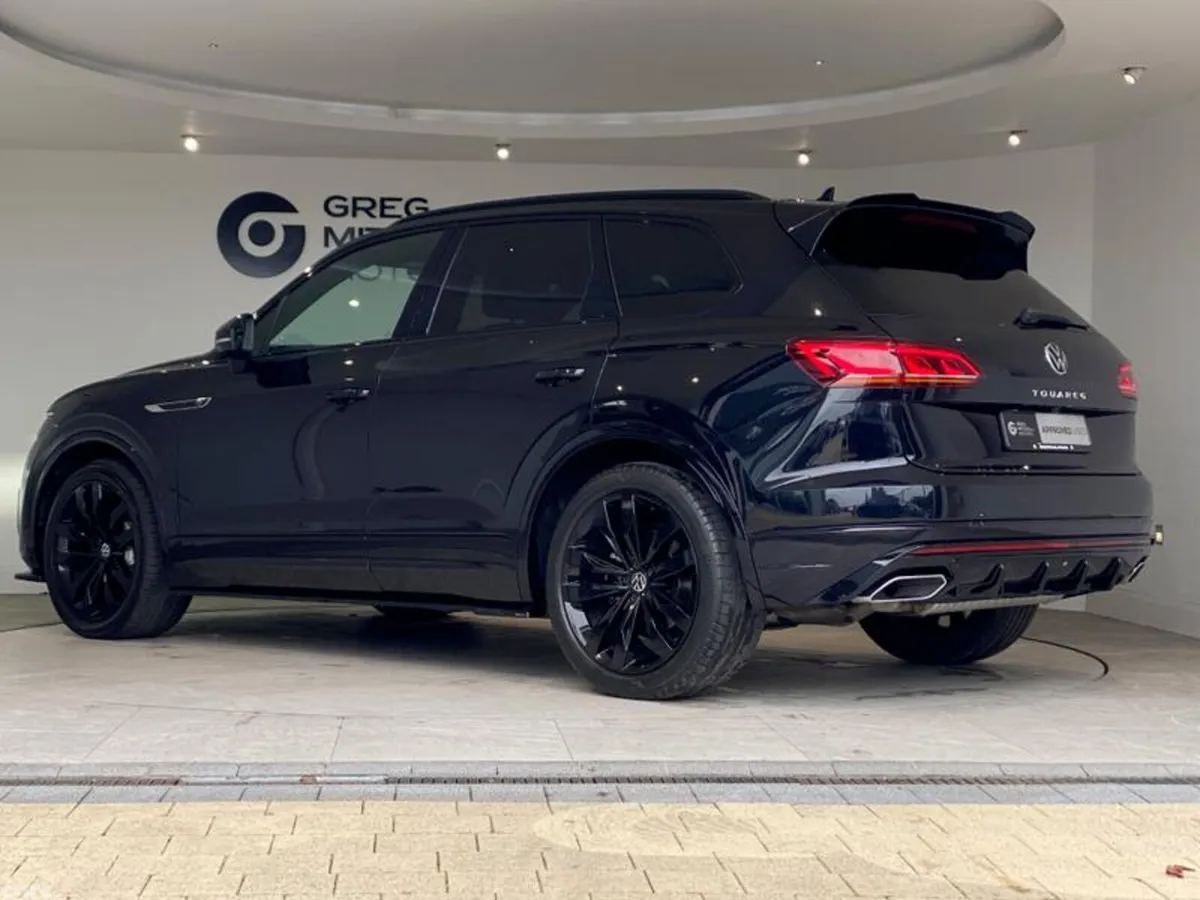 Volkswagen Touareg SUV, Diesel, 2022, Black