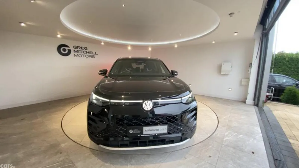 Volkswagen Tayron SUV, Petrol Hybrid, 2025, Black