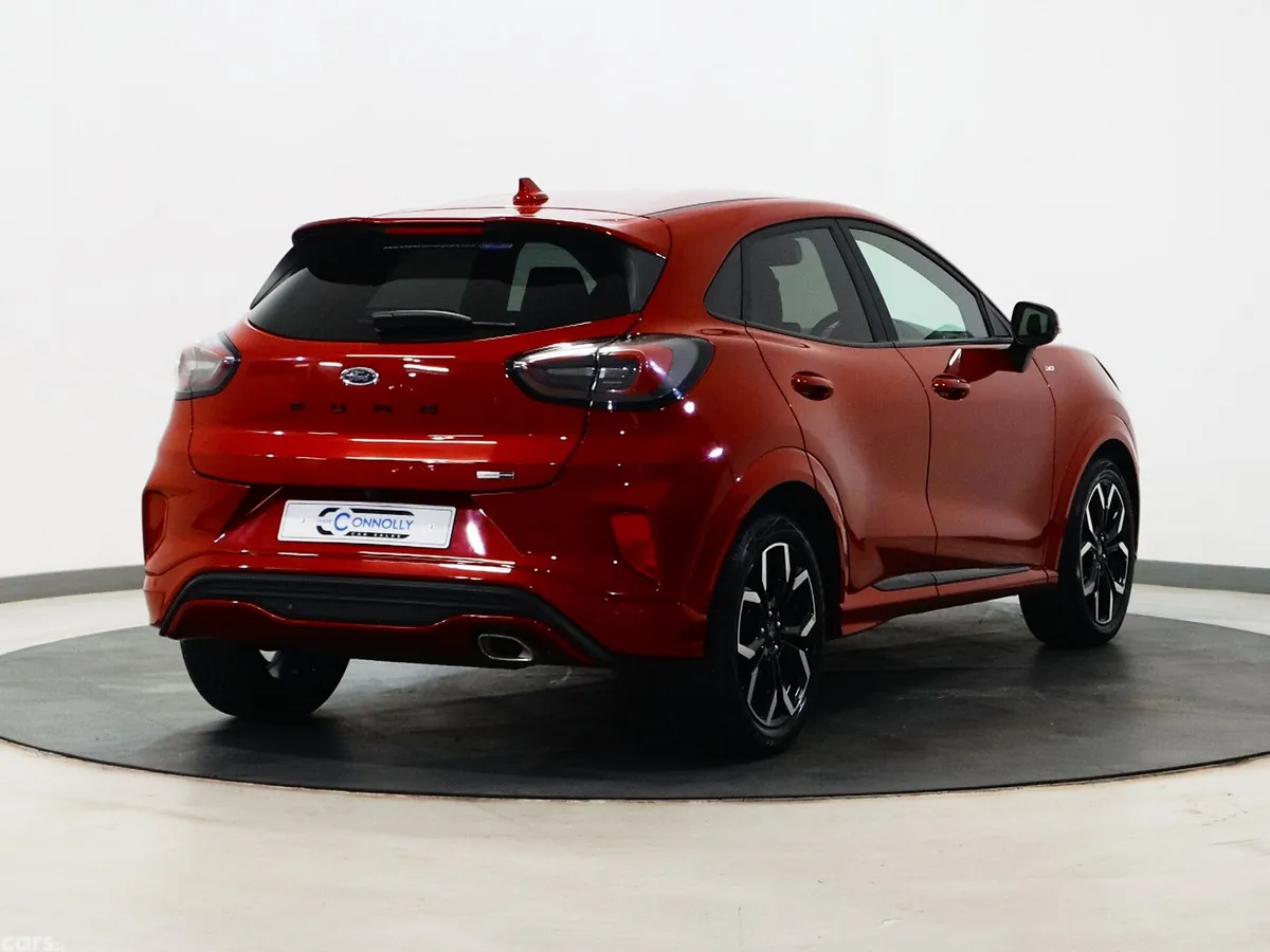 Ford Puma MPV, Petrol Hybrid, 2023, Red