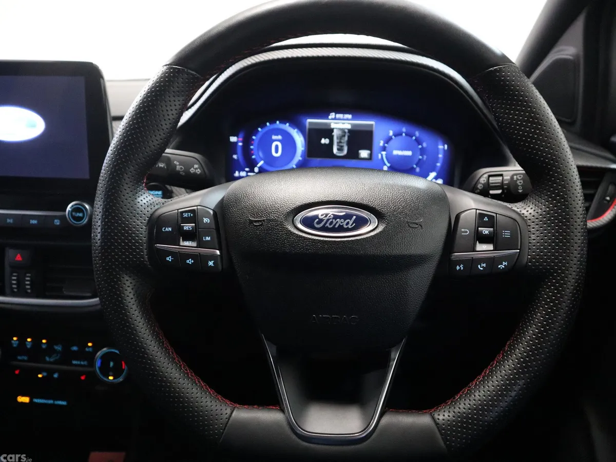 Ford Puma MPV, Petrol Hybrid, 2023, Red