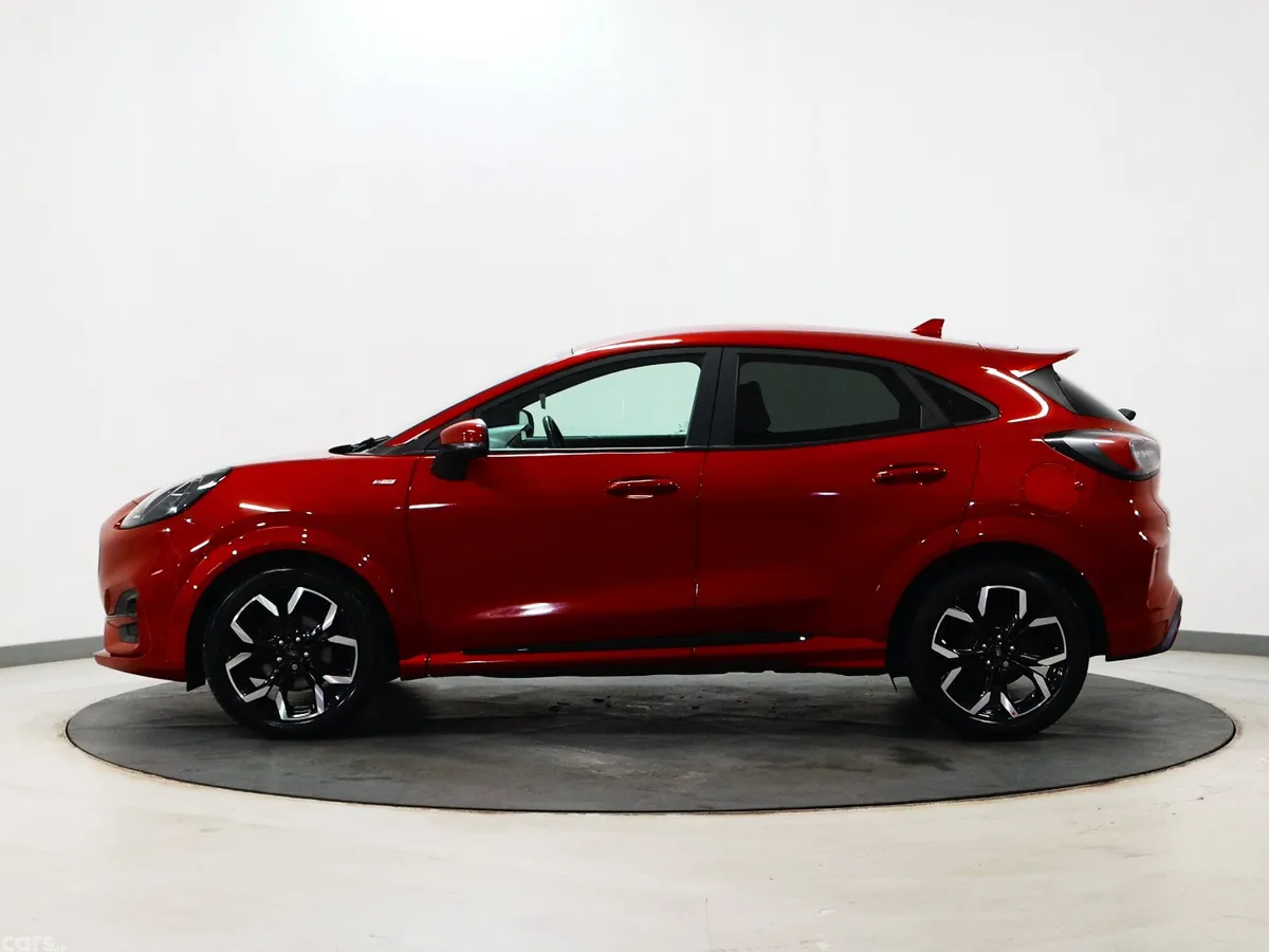 Ford Puma MPV, Petrol Hybrid, 2023, Red