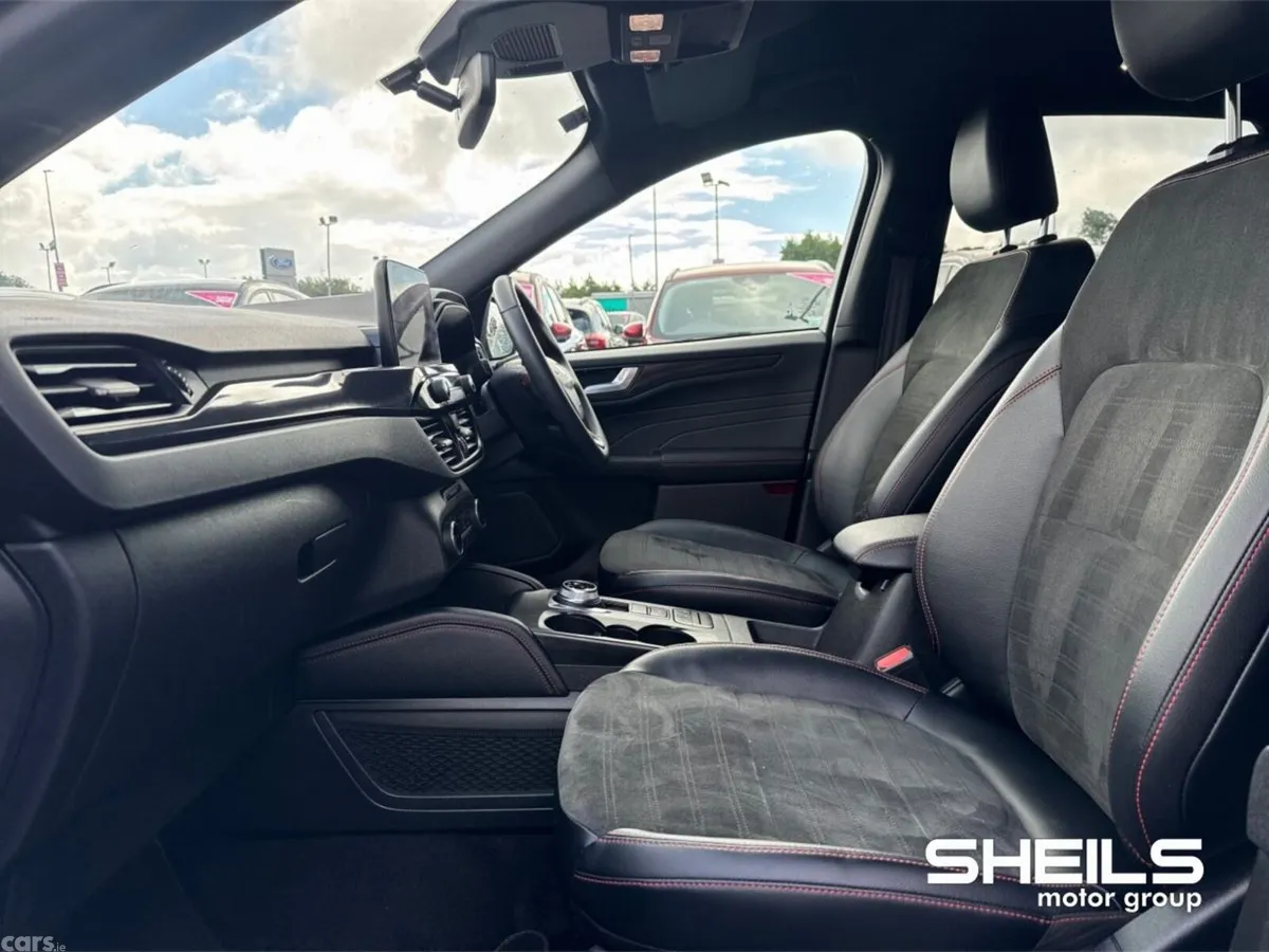 Ford Kuga SUV, Petrol Plug-in Hybrid, 2023, Blue