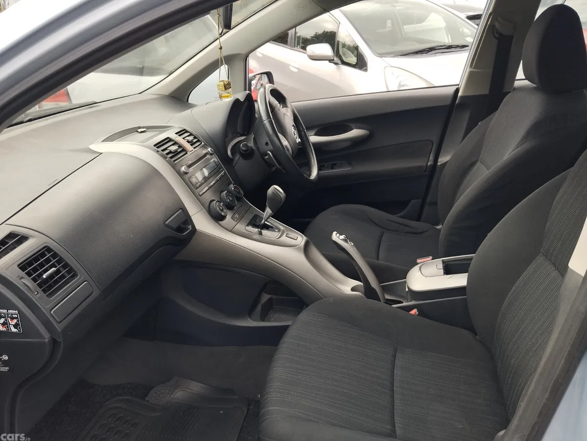 Toyota Auris Hatchback, Diesel, 2008, Blue