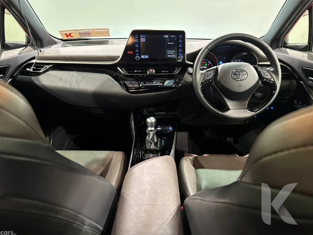 Toyota C-HR SUV, Petrol Hybrid, 2020, Red