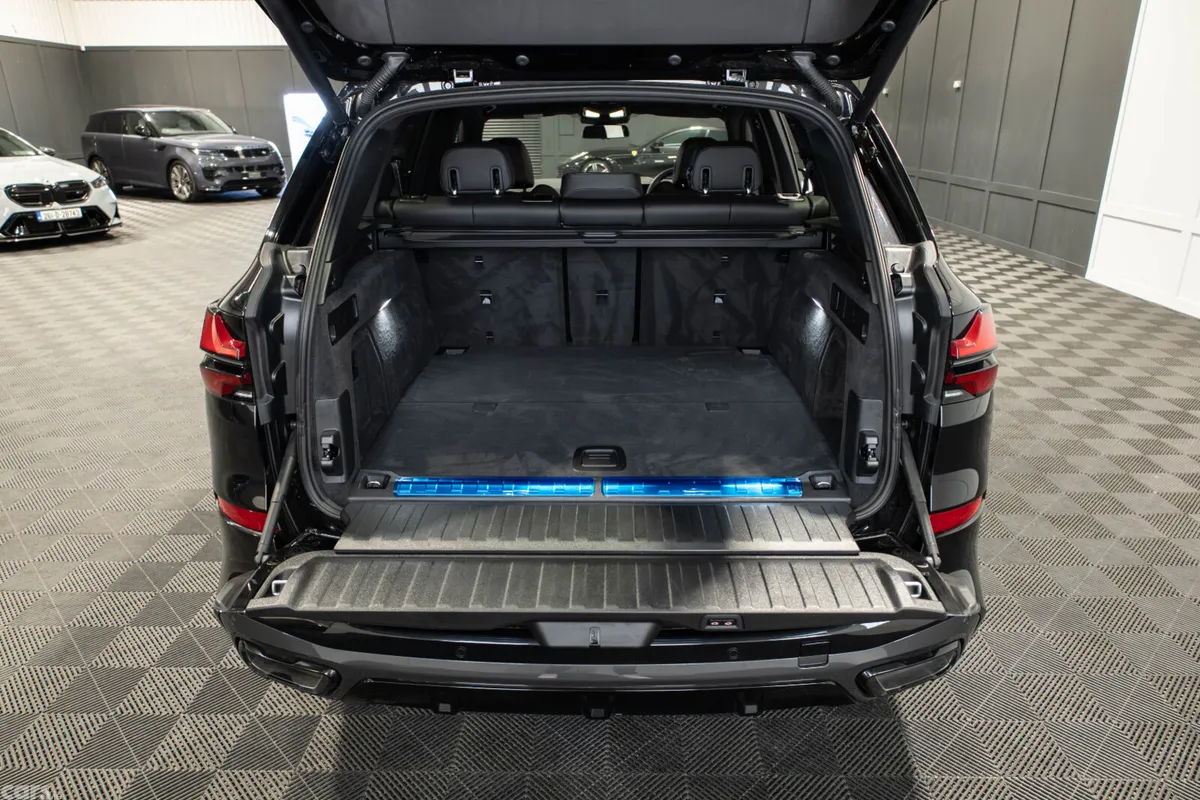 BMW X5 SUV, Petrol Plug-in Hybrid, 2026, Black