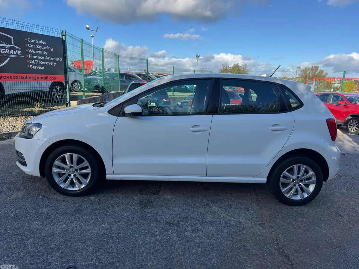 Volkswagen Polo Hatchback, Petrol, 2017, White