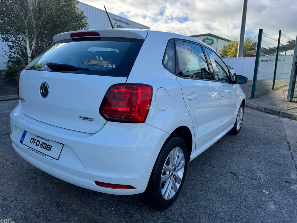 Volkswagen Polo Hatchback, Petrol, 2017, White