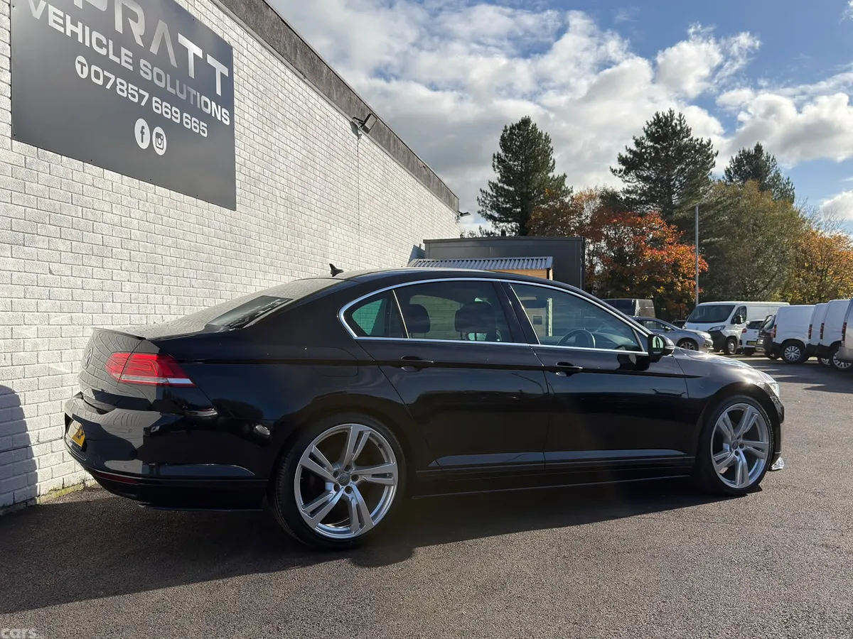 Volkswagen Passat Saloon, Diesel, 2019, Black
