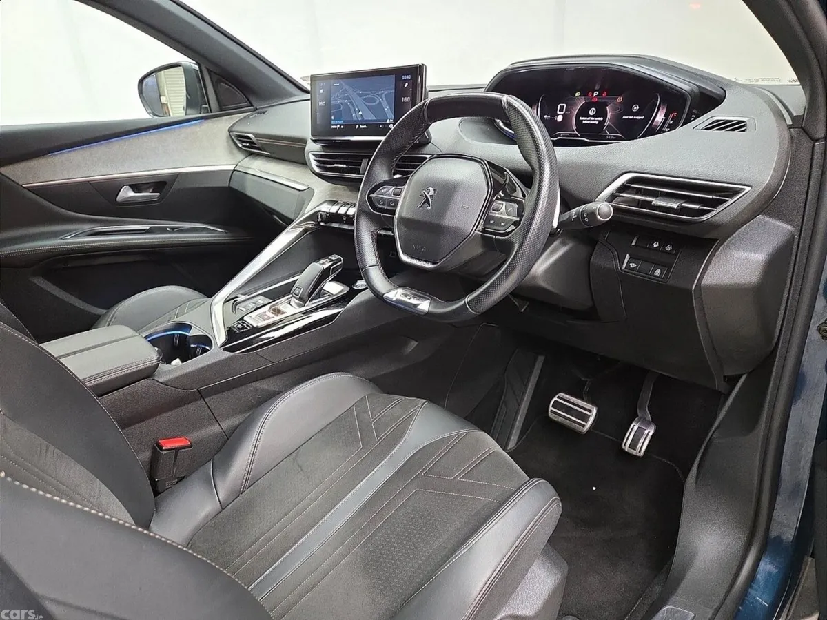 Peugeot 3008 MPV, Diesel, 2021, Blue