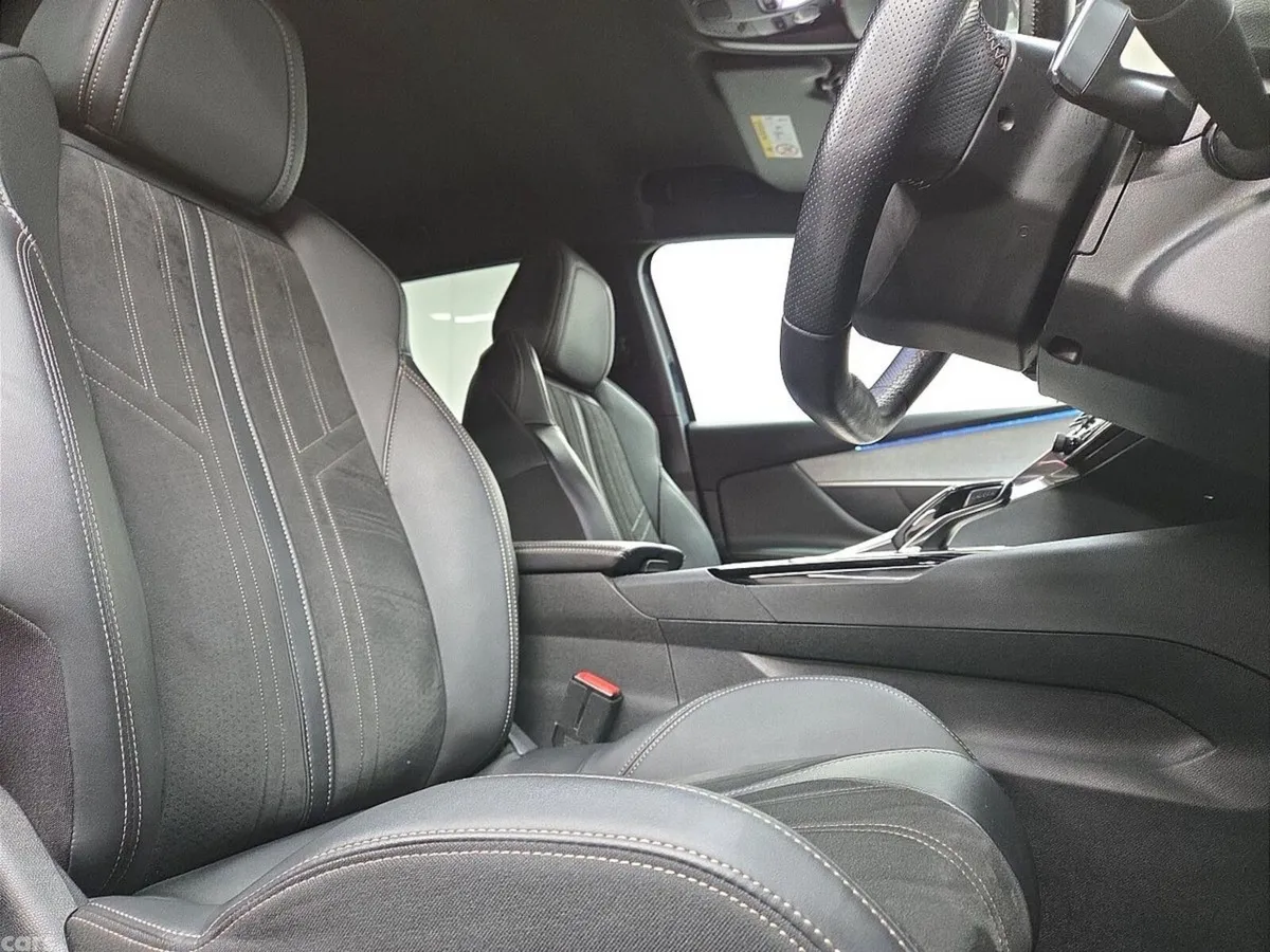 Peugeot 3008 MPV, Diesel, 2021, Blue