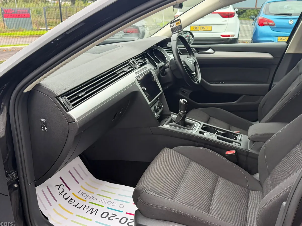 Volkswagen Passat Saloon, Diesel, 2019, Black