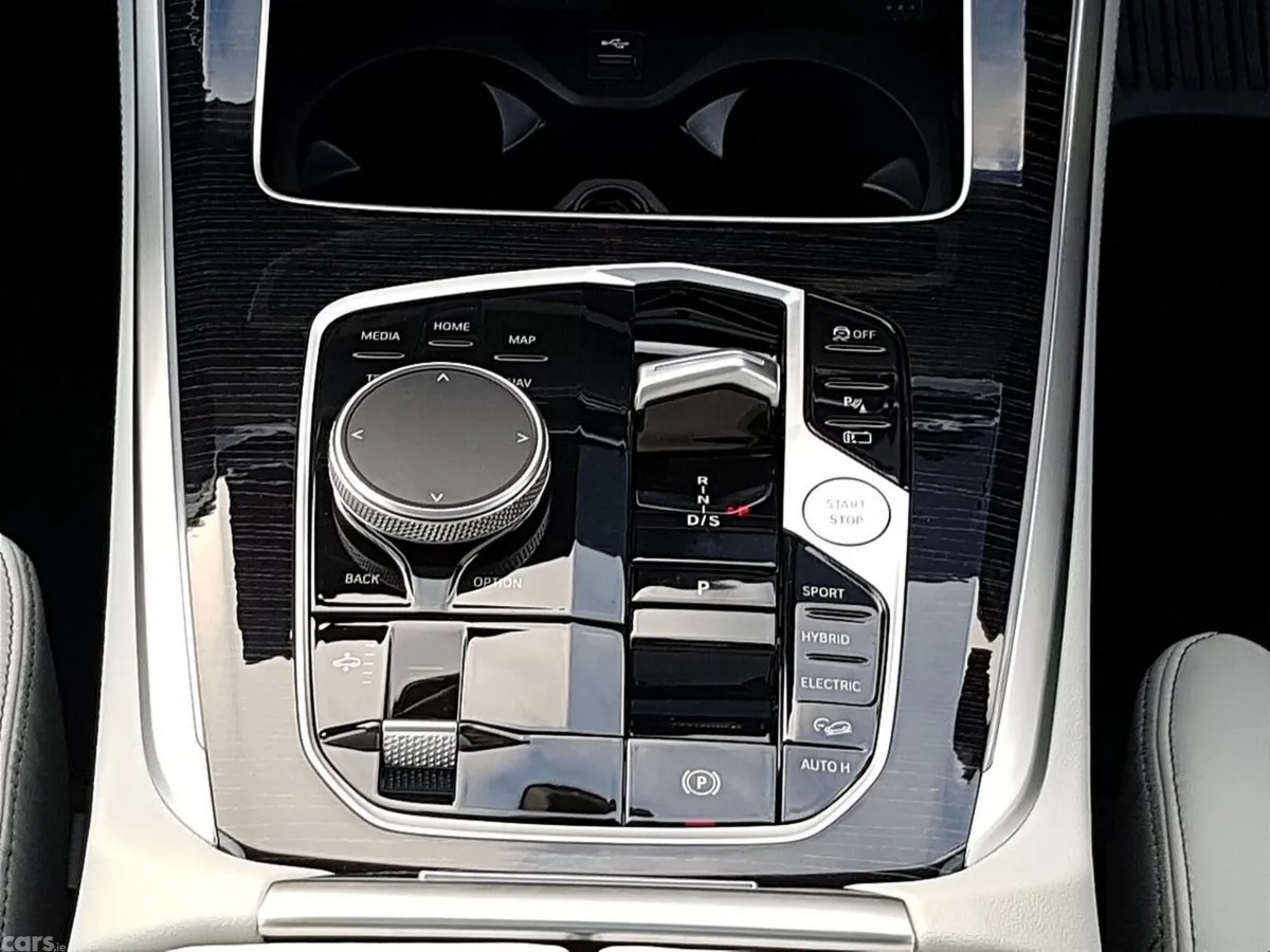 BMW X5 SUV, Petrol Plug-in Hybrid, 2026, Green