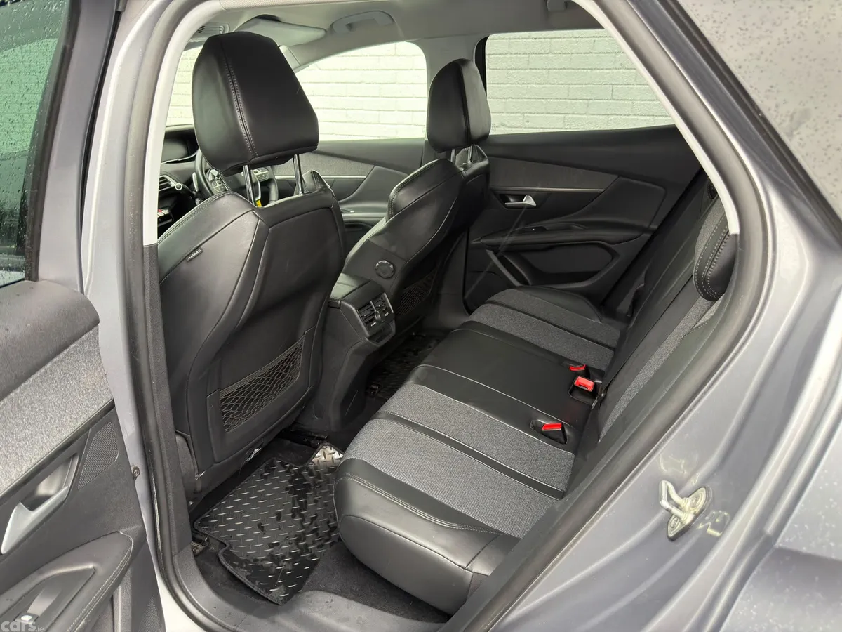 Peugeot 3008 SUV, Diesel, 2017, Grey