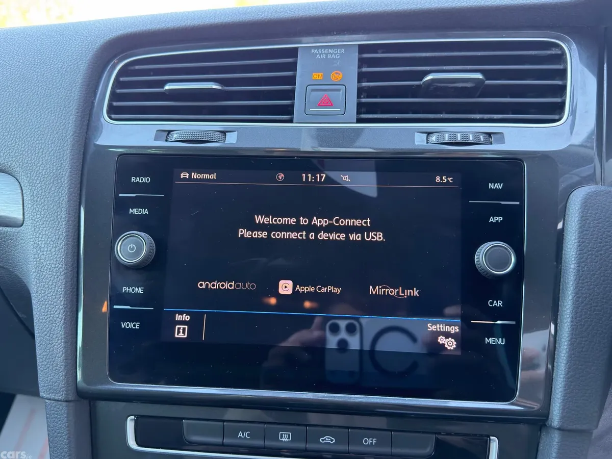 Volkswagen Golf Estate, Diesel, 2018, Grey
