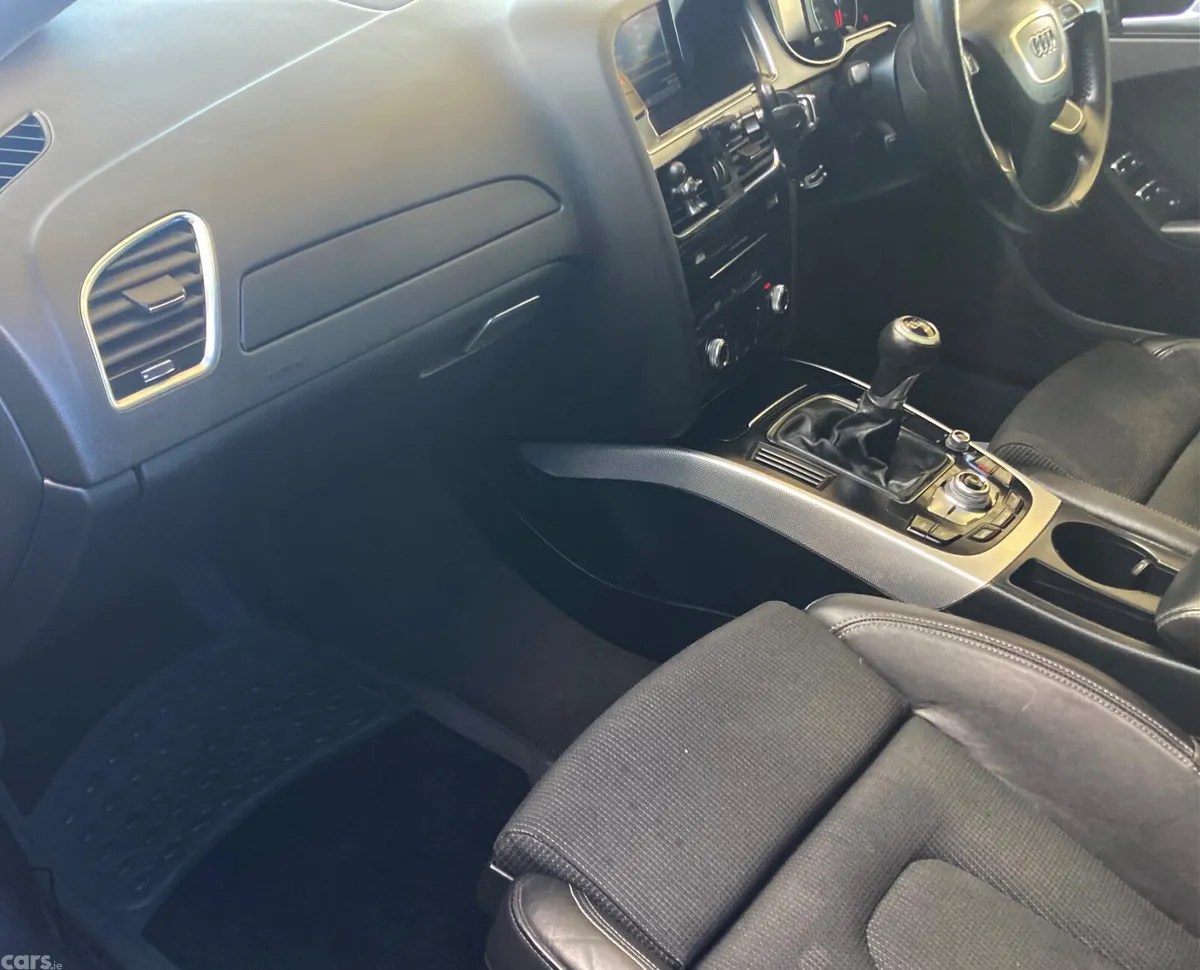 Audi A4 Saloon, Diesel, 2013, Grey