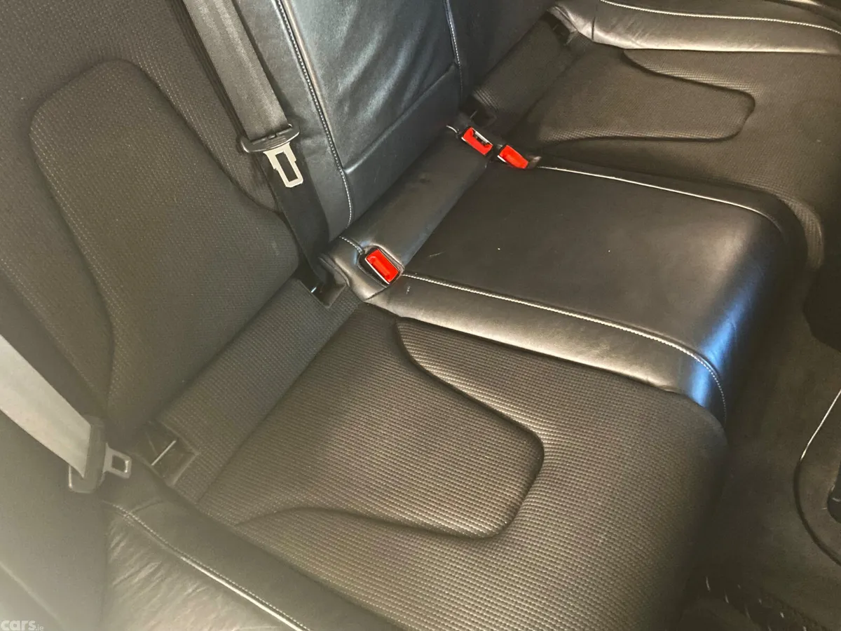 Audi A4 Saloon, Diesel, 2013, Grey