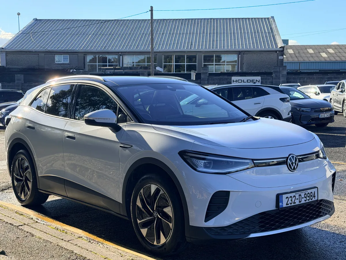 Volkswagen ID.4 Estate, Electric, 2023, White