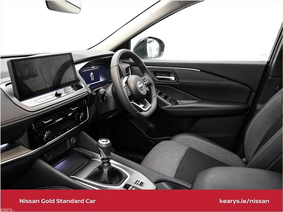 Nissan Qashqai SUV, Petrol, 2025, White