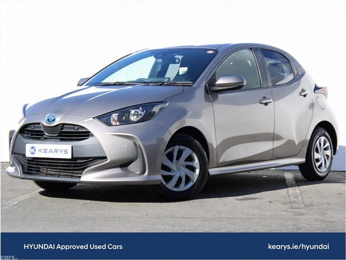 Toyota Yaris Hatchback, Petrol Hybrid, 2022, 