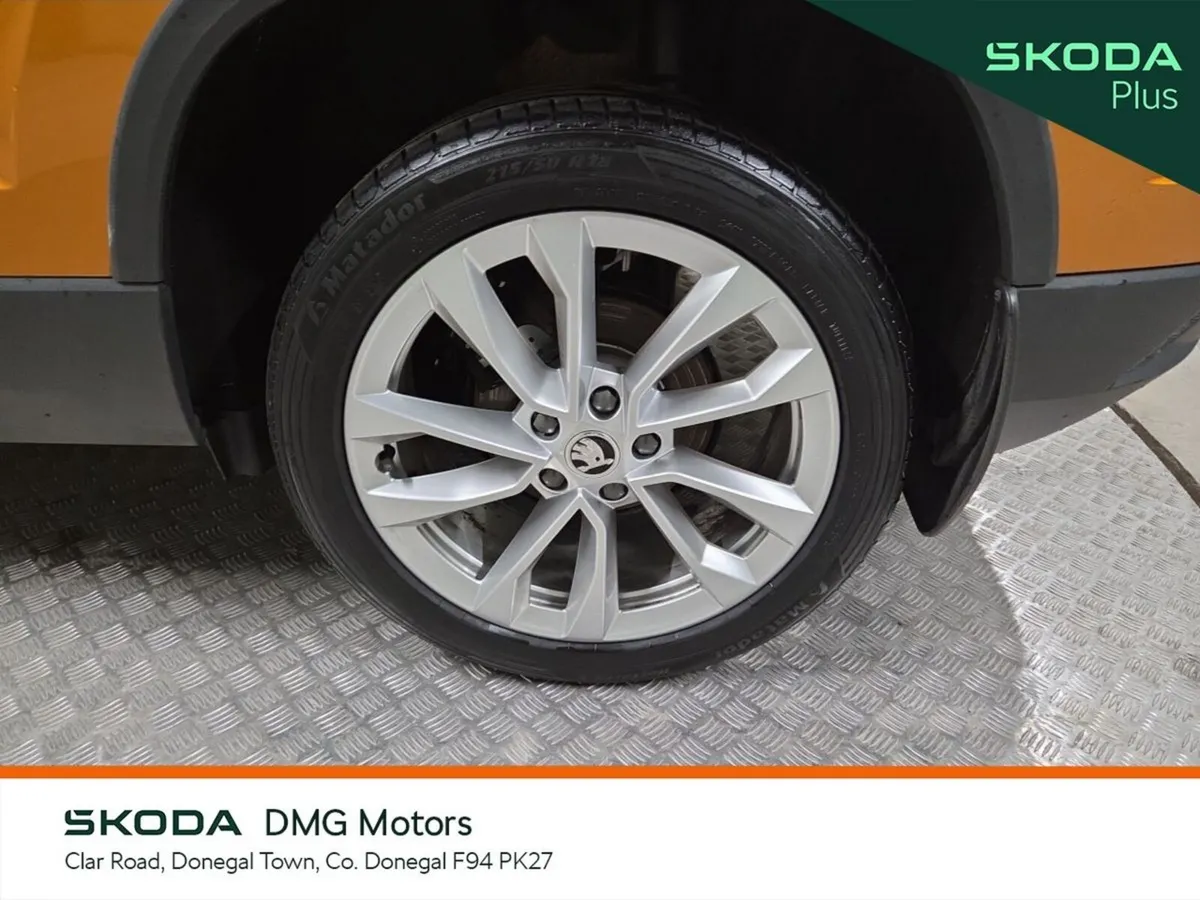 Skoda Karoq Estate, Diesel, 2023, Orange