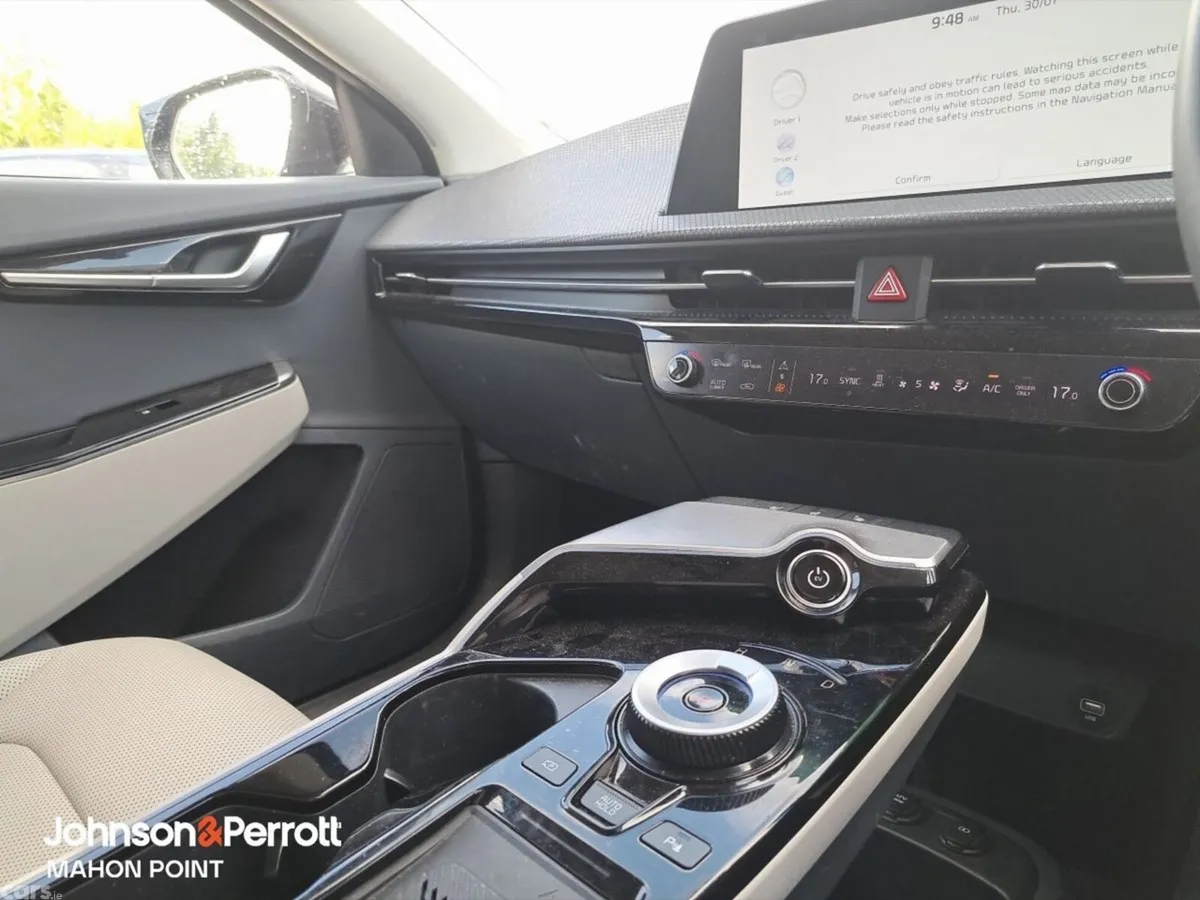 Kia EV6 MPV, Electric, 2022, Blue