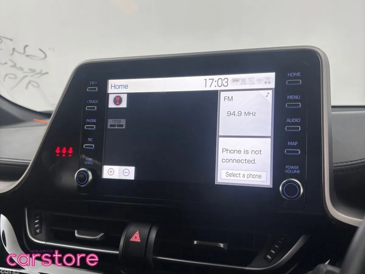 Toyota C-HR SUV, Petrol Hybrid, 2019, White