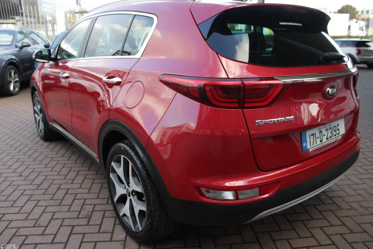 Kia Sportage SUV, Diesel, 2017, Red