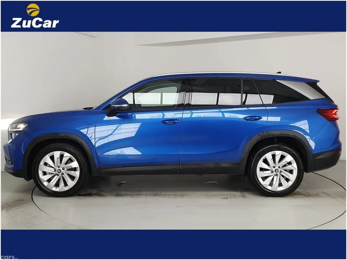 Skoda Kodiaq SUV, Petrol Hybrid, 2025, Blue