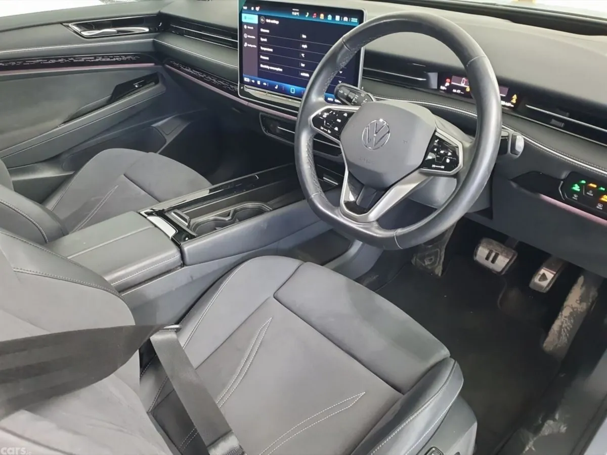 Volkswagen ID.7 Estate, Electric, 2024, Silver