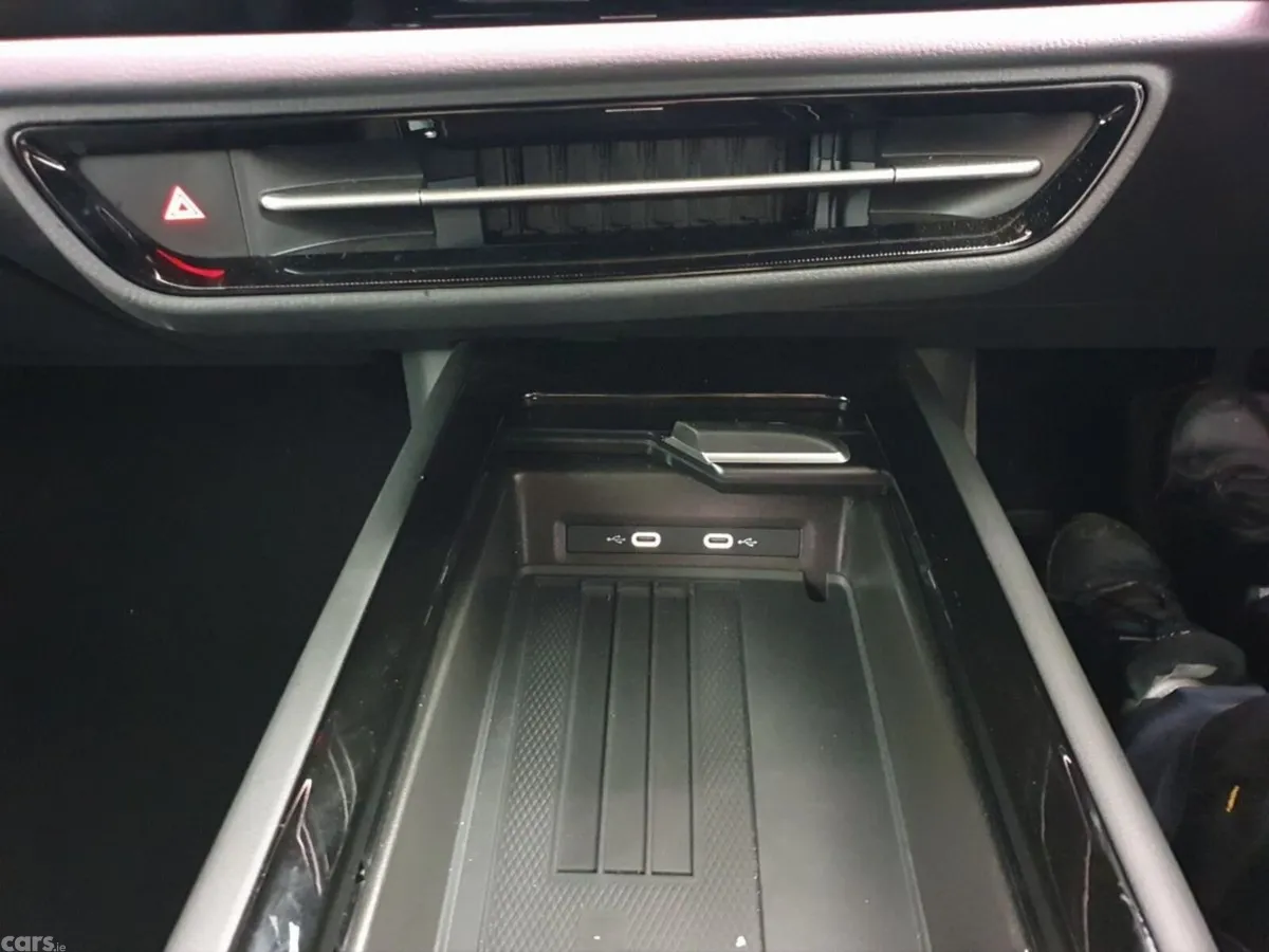 Volkswagen ID.7 Estate, Electric, 2024, Silver