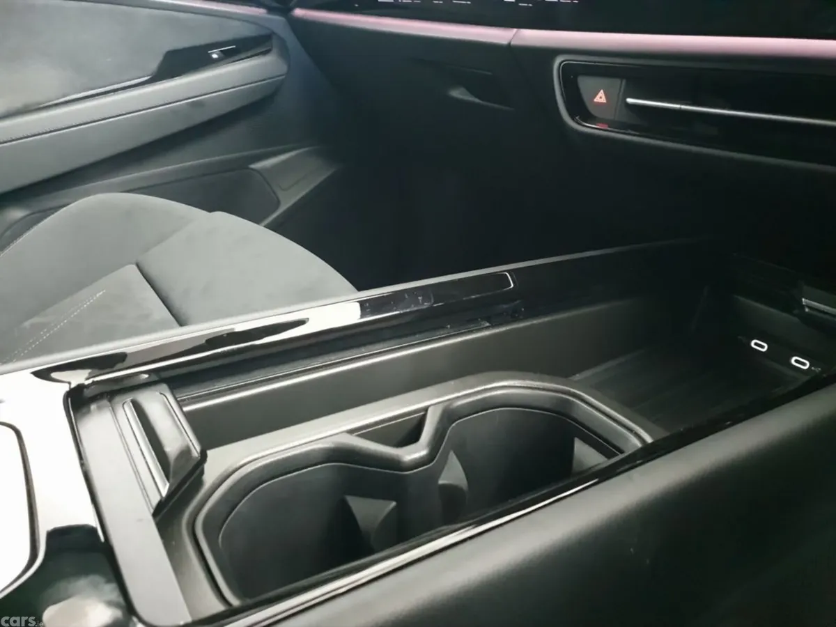 Volkswagen ID.7 Estate, Electric, 2024, Silver