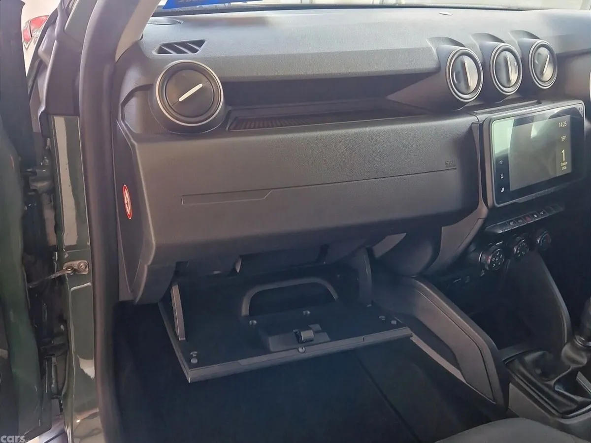 Dacia Duster SUV, Diesel, 2023, Grey