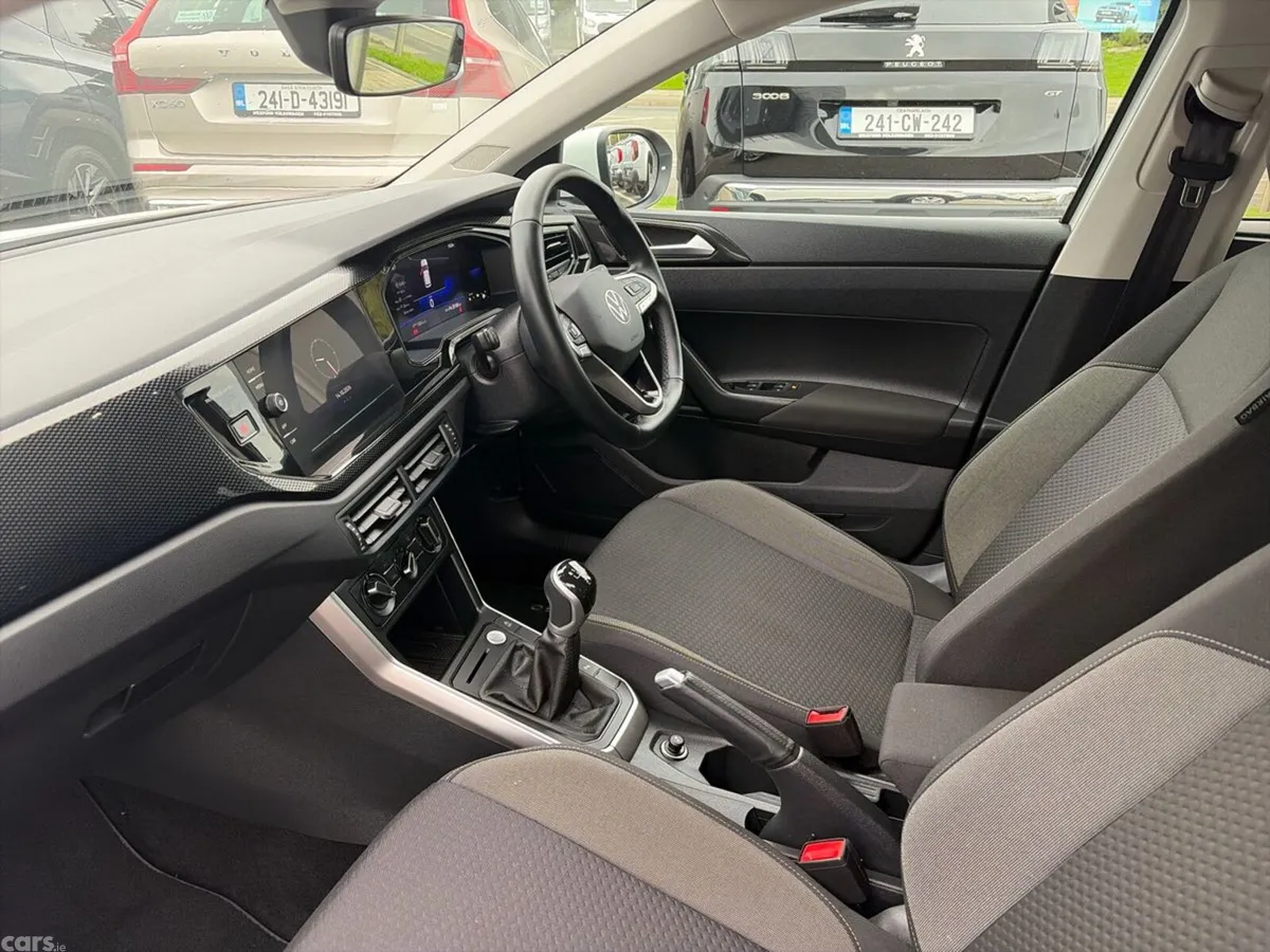 Volkswagen Taigo Hatchback, Petrol, 2026, White