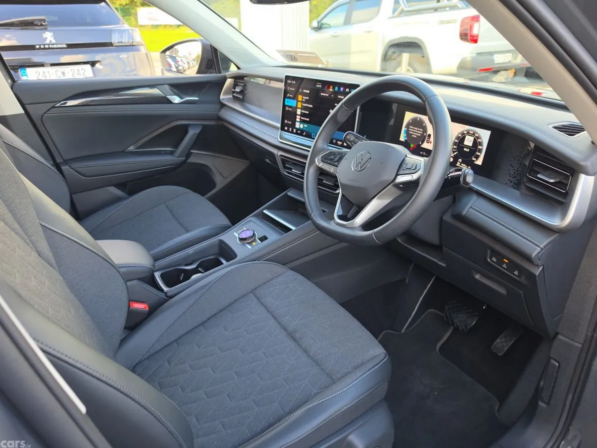 Volkswagen Tayron SUV, Diesel, 2026, Grey