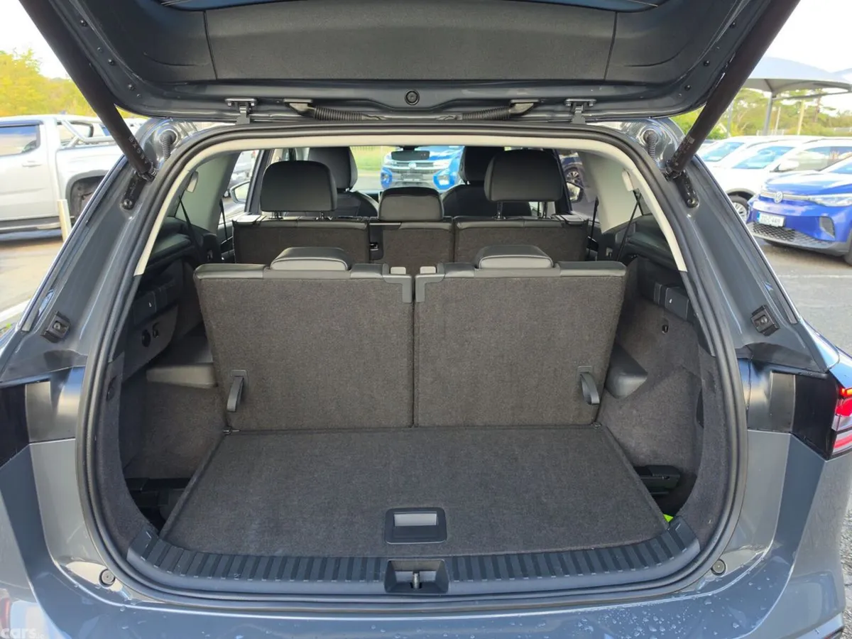 Volkswagen Tayron SUV, Diesel, 2026, Grey