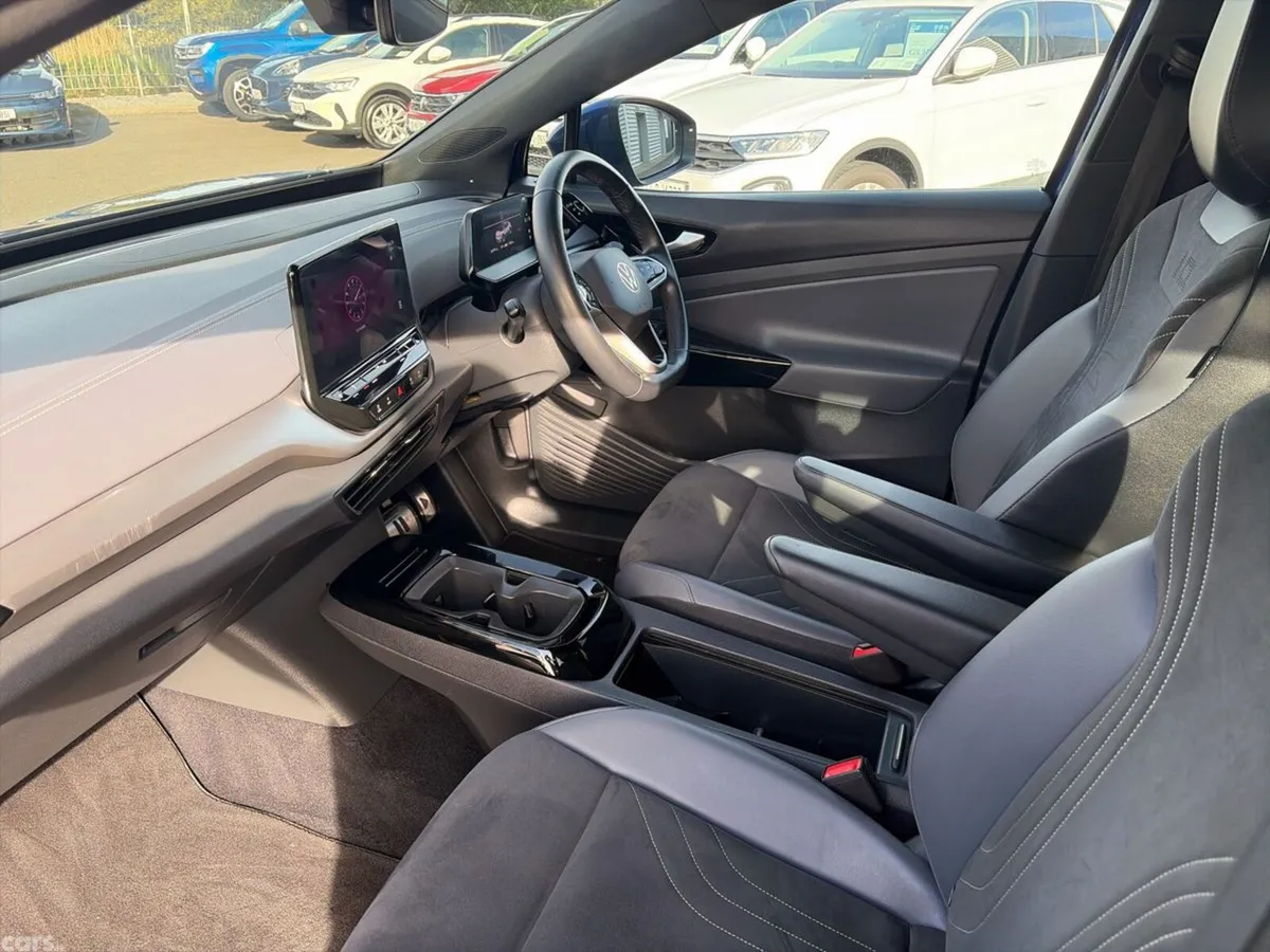Volkswagen ID.4 SUV, Electric, 2023, Blue