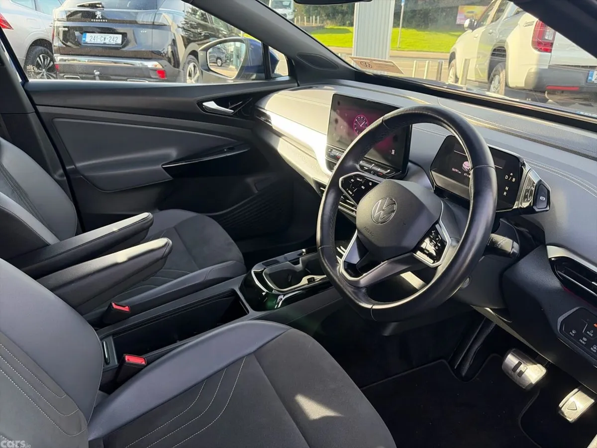 Volkswagen ID.4 SUV, Electric, 2023, Blue