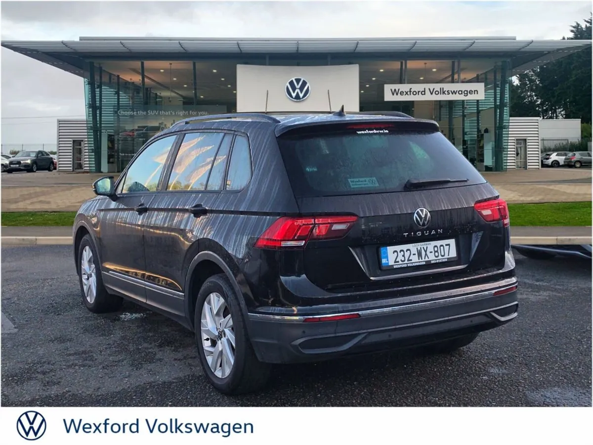 Volkswagen Tiguan SUV, Diesel, 2023, Black