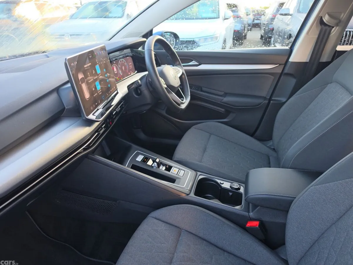 Volkswagen Golf Hatchback, Petrol, 2026, Blue