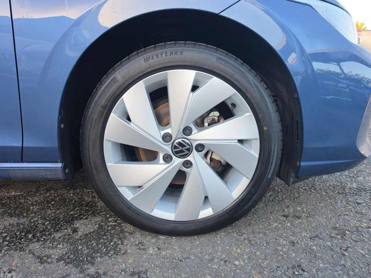 Volkswagen Golf Hatchback, Petrol, 2026, Blue