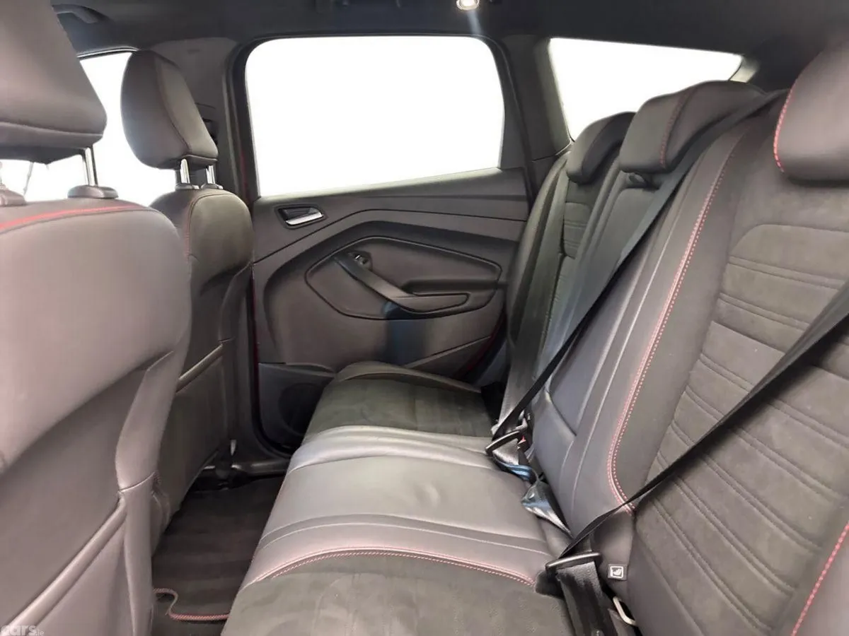 Ford Kuga SUV, Diesel, 2018, Red