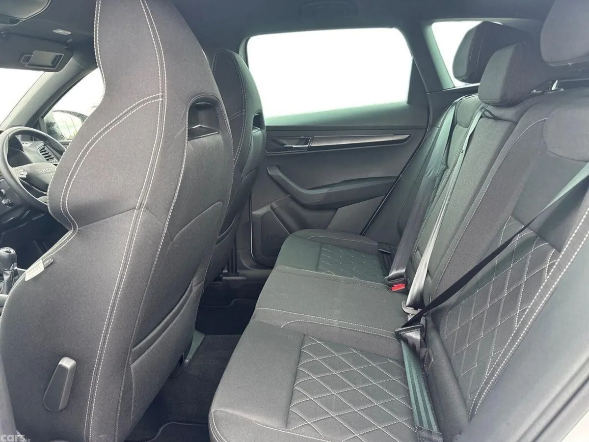 Skoda Karoq Estate, Diesel, 2025, White