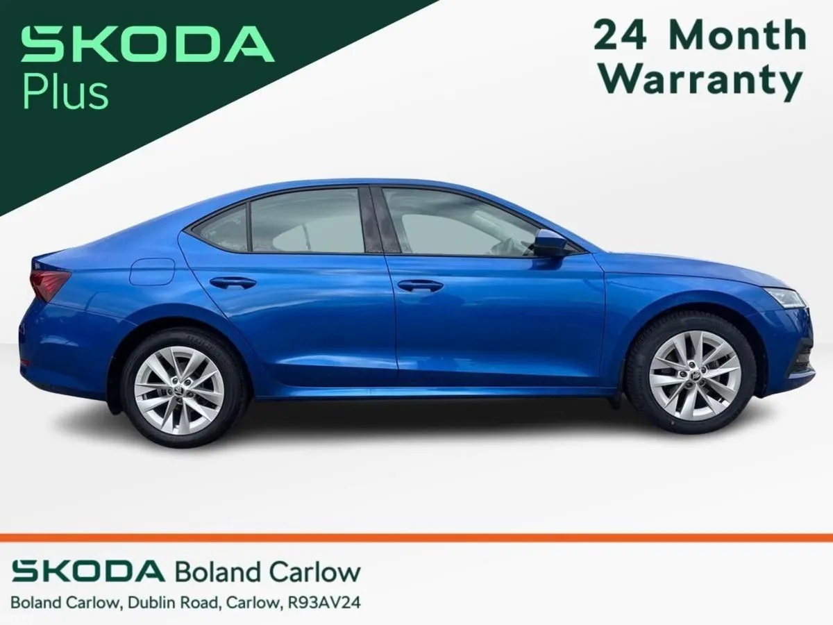 Skoda Octavia Saloon, Petrol, 2023, Blue