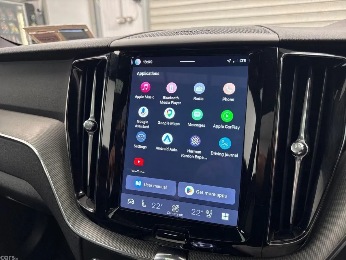 Volvo XC60 SUV, Petrol Plug-in Hybrid, 2024, Grey